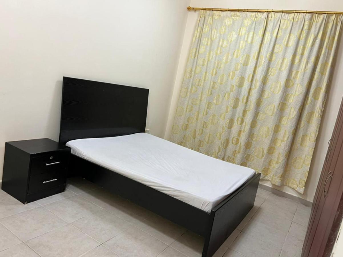 Master Room Attached Bathroom 迪拜 外观 照片