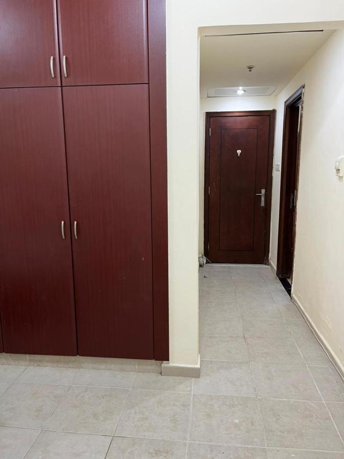 Master Room Attached Bathroom 迪拜 外观 照片