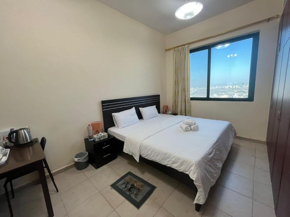 Master Room Attached Bathroom 迪拜 外观 照片